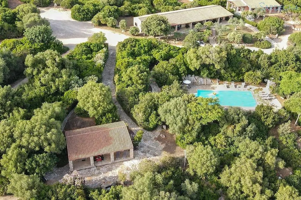 Βίλα Olivastri Cottage With Pool In The Nature Park Of Porto Conte Santa Maria la Palma